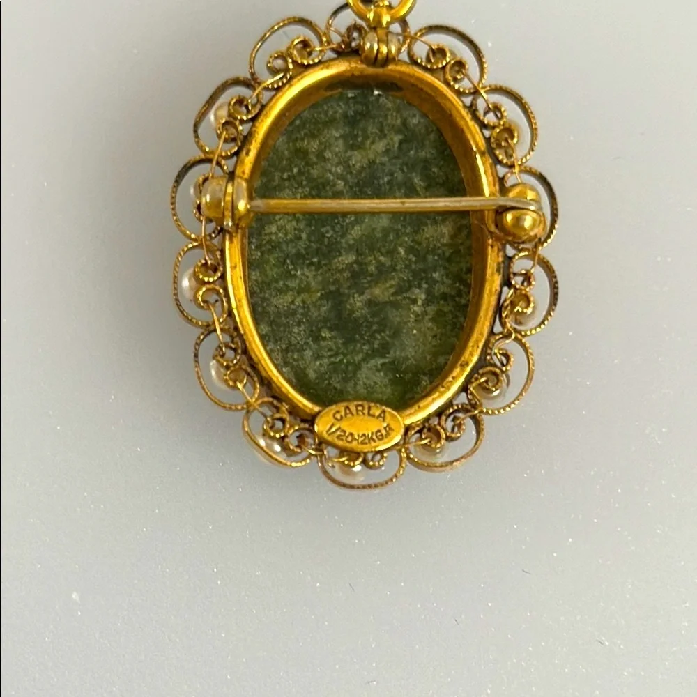 Vintage CARLA 12k GF Green Stone Pendant with Pearls​ ✨